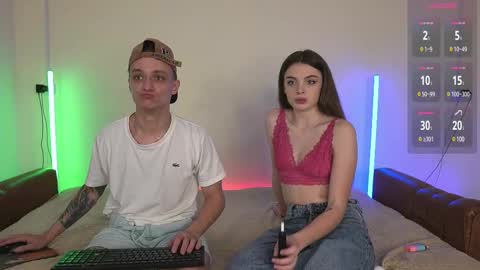 Snapshot of nika_niki chatting on 01.23.25 Nika and Niki online show from 01.23.25