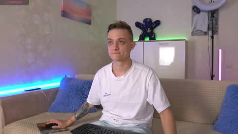 Snapshot of nika_niki chatting on 03.02.25 Nika and Niki online show from 03.02.25