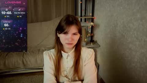 Snapshot of nika_omg chatting on 11.22.25 Nika online show from 11.22.25