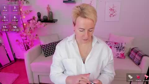 Nika online show from 10.19.25