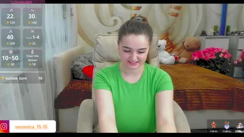 Snapshot of nika_tailor chatting on 01.10.25 Nika online show from 01.10.25