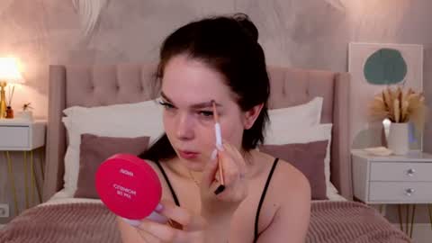 Snapshot of nikaflowers chatting on 07.18.26 Nika online show from 07.18.26