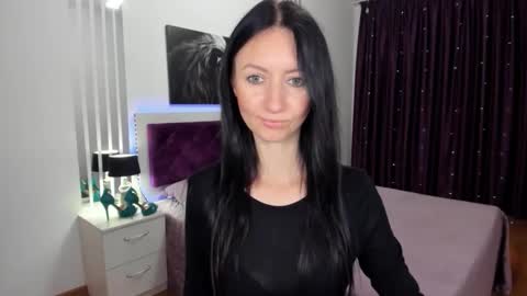 NikaLewis online show from 10.02.25