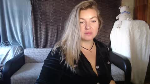 Nika online show from 10.08.25