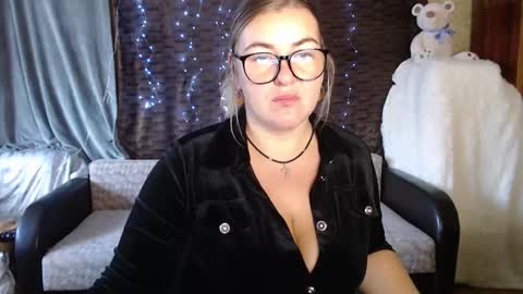 Nika online show from 10.24.25