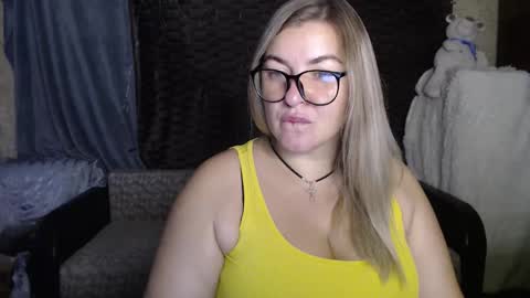 Nika online show from 10.29.25