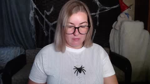 Nika online show from 10.30.25