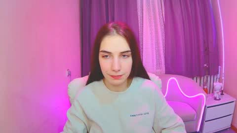 nikastarkk online show from 11.08.25