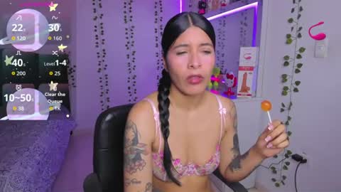 Snapshot of nikibryce_ chatting on 06.27.26 Niki online show from 06.27.26