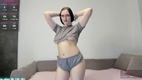 Nicole online show from 03.28.26