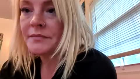 nikki32313 online show from 05.01.26