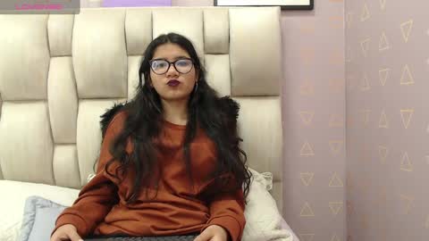 Snapshot of nikki_333 chatting on 12.05.24 Nilly online show from 12.05.24