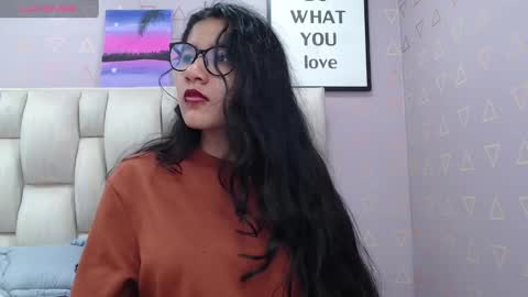 Snapshot of nikki_333 chatting on 12.06.24 Nilly online show from 12.06.24