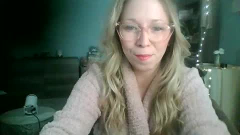nikkib653466 online show from 01.12.26