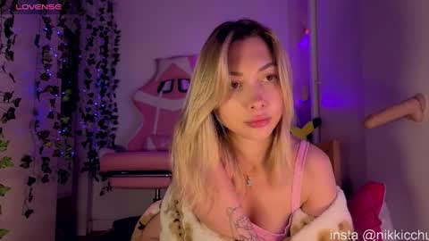 Online fr-mn 1 am NY time    online show from 04.04.26