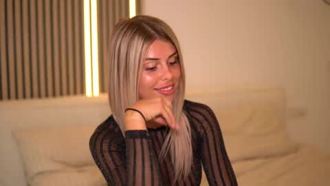 Nicole online show from 02.18.25