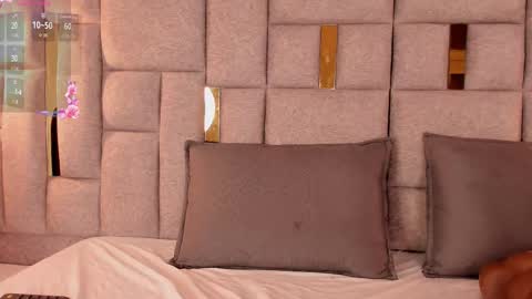 nikky_red__ online show from 03.26.26