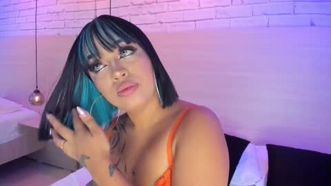 Nikky Dean online show from 10.04.25