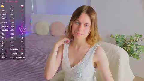 Snapshot of nikkyy_reed chatting on 06.27.26 Nikky online show from 06.27.26
