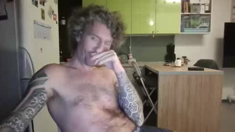 Snapshot of niknik39 chatting on 02.04.26 niknik39 online show from 02.04.26