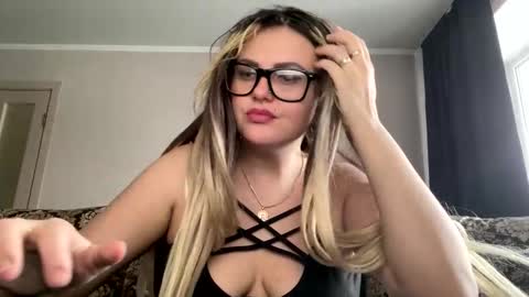 Nika online show from 12.02.24