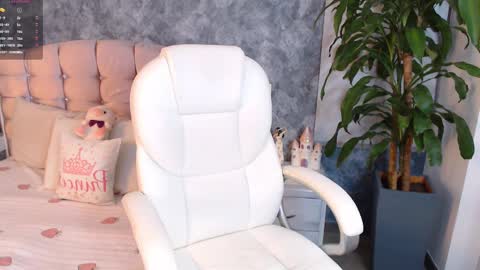 Niko Robin online show from 02.17.25