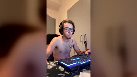 Snapshot of nikol296893 chatting on 08.03.26 nikol296893 online show from 08.03.26
