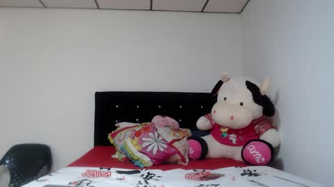 nikol_25 online show from 10.29.25