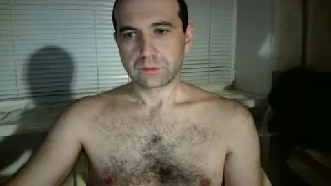 Snapshot of nikolas_vaz chatting on 12.16.25 nikolas_vaz online show from 12.16.25