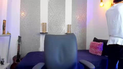    online show from 02.12.25