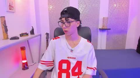    online show from 10.05.25