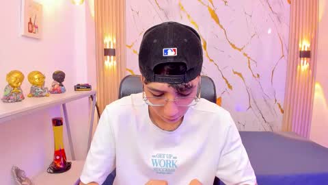 Snapshot of nikolay_gregori chatting on 02.04.26 online show from 02.04.26