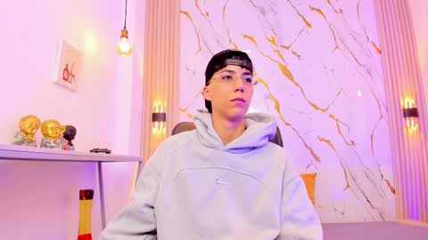 Snapshot of nikolay_gregori chatting on 02.10.26 online show from 02.10.26