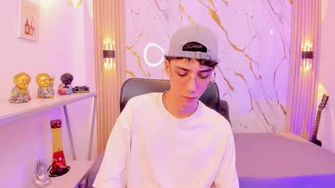 Snapshot of nikolay_gregori chatting on 02.13.26 online show from 02.13.26