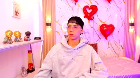 Snapshot of nikolay_gregori chatting on 02.16.26 online show from 02.16.26