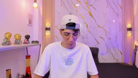    online show from 04.10.26