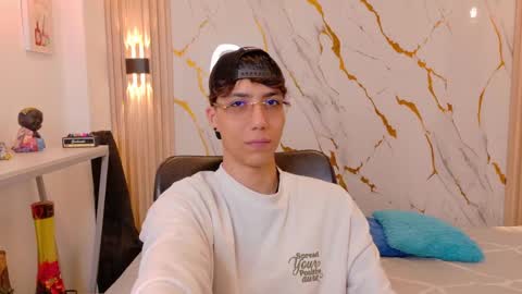 Snapshot of nikolay_gregori chatting on 06.08.26 online show from 06.08.26