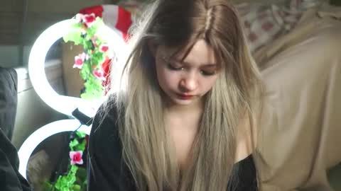 nikoli_naw online show from 09.12.25