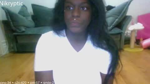 Nikole online show from 10.22.25