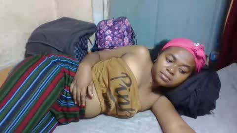 nilah online show from 04.08.26