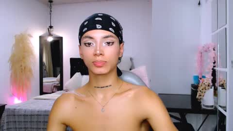 Nilam online show from 02.14.25