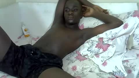 Snapshot of nileboys chatting on 12.02.25 Niles online show from 12.02.25