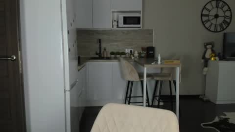 Bella online show from 04.03.26