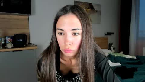 Bella online show from 05.31.26