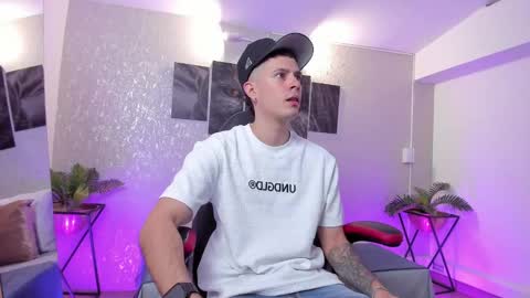 Nils online show from 11.05.25