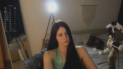 Snapshot of nimfaheart chatting on 02.05.26 Jennet online show from 02.05.26