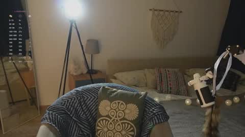 Snapshot of nimfaheart chatting on 02.18.26 Jennet online show from 02.18.26