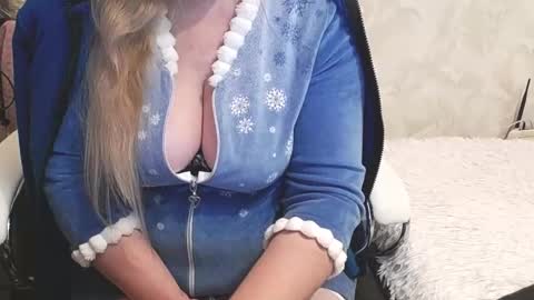 Nimfalove online show from 02.02.26