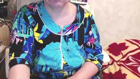 Nimfalove online show from 04.12.26