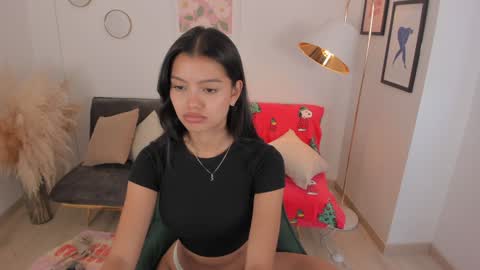 Snapshot of nina_agdal chatting on 12.17.24 NINA online show from 12.17.24